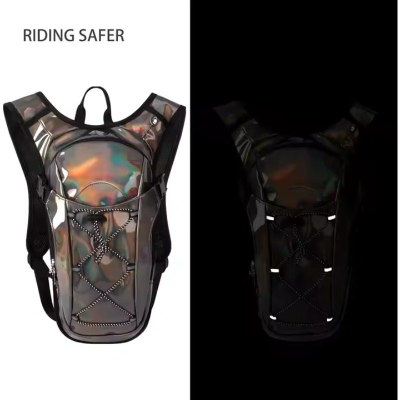Lightweight hydration pack for trail running
